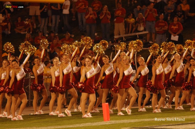 cyclonecheersquad.jpg